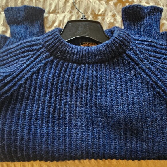 Vintage 100% Wool Eddie Bauer Sweater- Made in England - Picture 1 of 10